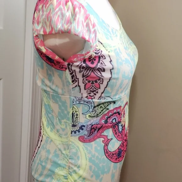 Dress - Picture 4 of 5